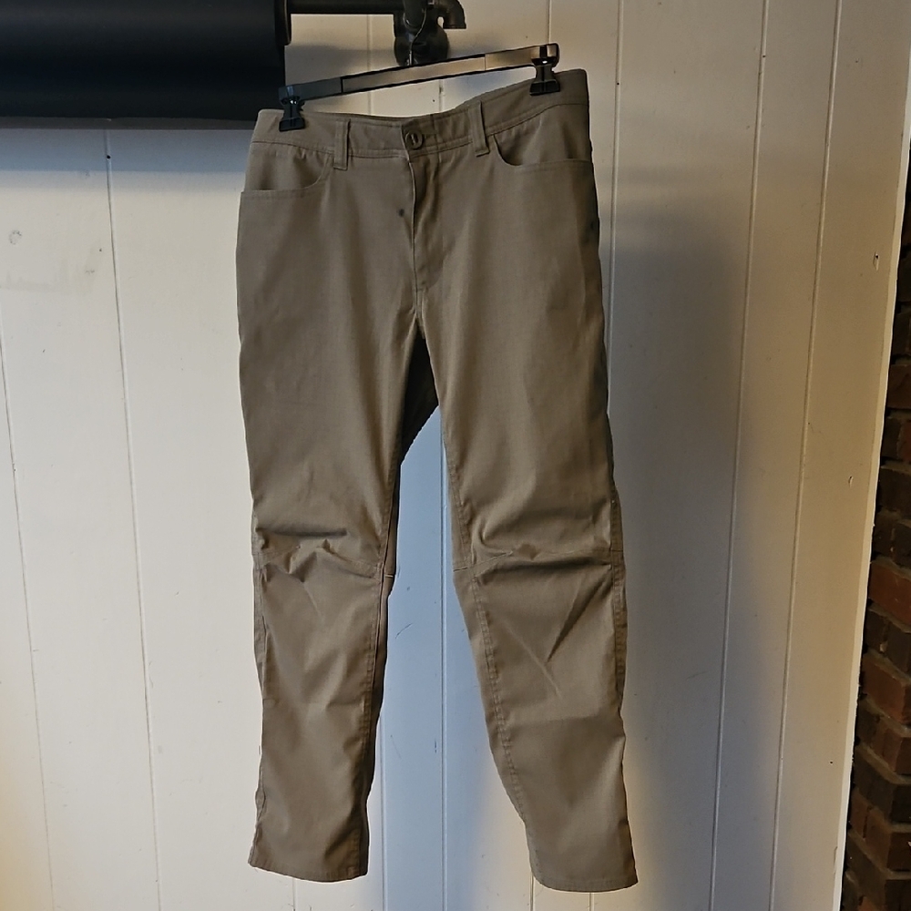 Under Armour Tactical Olive Green Pants